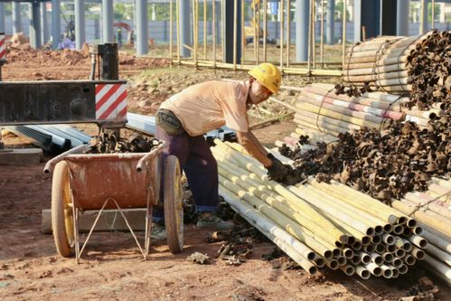 遂寧高新區(qū)西部鐵路物流園 錯(cuò)時(shí)施工巧避高溫，安全進(jìn)度雙贏并舉
